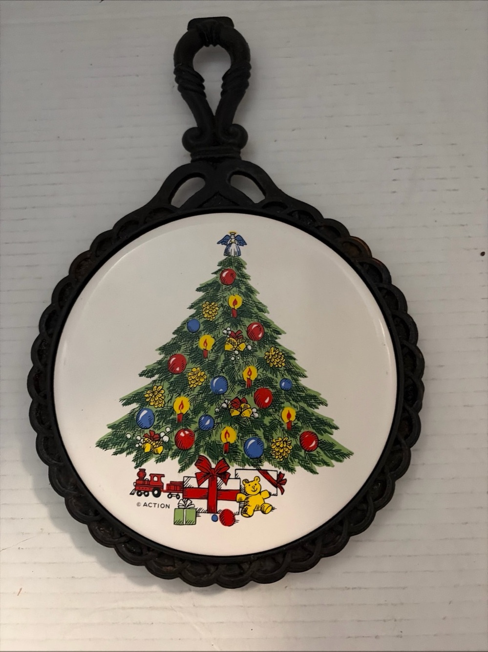 Christmas tree, ceramic and rod iron trivet